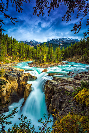 Sunwapta Falls, Alberta, Canada
