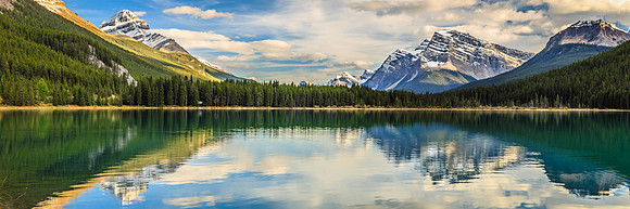 Upper Waterfowl Lake, Alberta, Canada