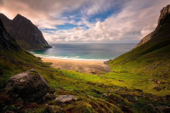 Kvalvika Beach