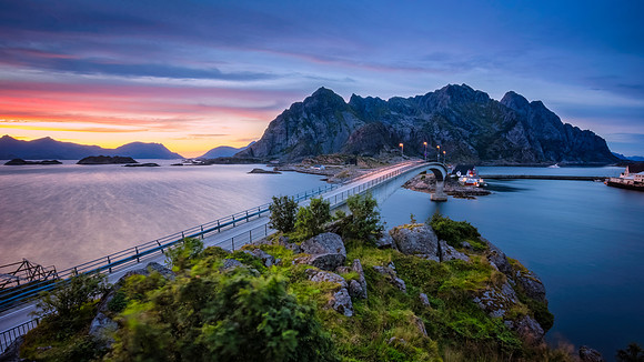 Henningsvaer Bridge